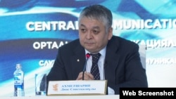 Денсаулық сақтау министрлігінің ресми өкілі Диас Ахметшәріп. Нұр-Сұлтан, 19 ақпан 2020 жыл.