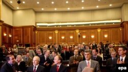 Priština, konstitutivna sednica Skupštine Kosova, 4. januar 2008