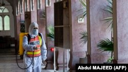 Пакистандагы мечит, 13-апрель 2021-жыл