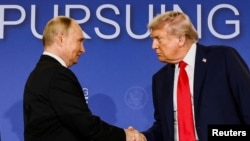 Президент США Трамп і очільник Росії Путін під час зустрічі на Алясці. США, 15 серпня 2025 року