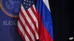 За розкладом, зустріч має розпочатися об 11-ій ранку за місцевим часом (о 22 годині за Києвом) на військовій базі «Елмендорф-Річардсон»