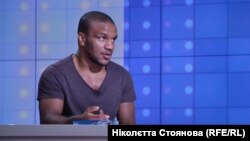 Позаяк склад НОК переважно залишився незмінним, Жан Беленюк висловив думку, що всі інші його члени, які «мають проукраїнську позицію» також мали б вийти з нього на знак протесту