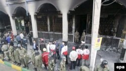 درجريان بمبگذاری های اهواز در زمستان سال ۱۳۸۴ بيست نفر کشته و نزديک به صد نفر مجروح شدند