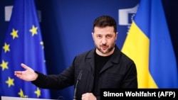 Ми напрацьовуємо спільний погляд на те, якою має стати мирна угода, повідомив президент України Володимир Зеленський