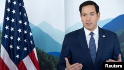 «(Цей офіс) витрачав мільйони доларів на те, щоб активно стишувати та цензурувати голоси американців, яким вони мали служити»