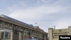 Зал заседания №2 городского суда Тбилиси рассчитан всего на 50 посетителей