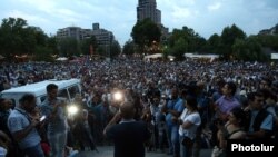 Акція на підтримку групи «Сасна црер» у Єревані, 30 липня