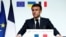 Macron francia elnök az Ukrajna nyugati támogatásának megerősítéséről tartott nemzetközi konferenciát követő sajtótájékoztatón Párizsban 2024. február 26-án