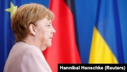 Меркель призначила уповноваженого з питань газового транзиту Україною