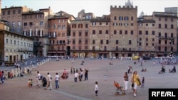 Сієна, площа Кампо