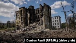 На Костянтинівку армія РФ майже кожного дня скидає авіабомби. Фото: Прес-служба 24 ОМБр