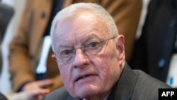 Наразі в рамках двох етапів обміну до України з російського полону повернулися 697 людей