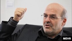 عیسی کلانتری می‌گوید که «مشکل ما در ارتباط با گازوئیل است که باید اصلاح شود».