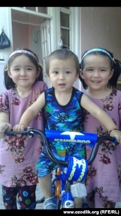 До рождения двойняшек Фарида Гозиева и ее муж воспитывали троих детей – 5-летних Фатиму и Зухру и 2-летнего Джамолдина.