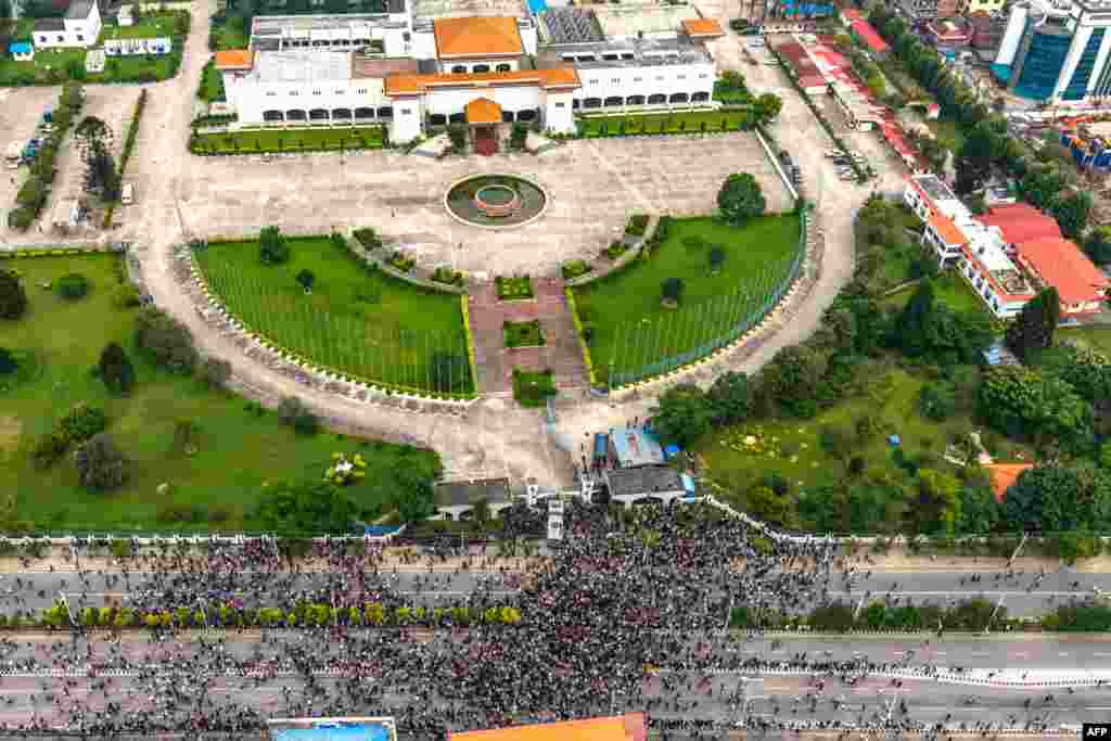 Такими були масштаби протестів 8 вересня, коли поліція вийшла проти демонстрантів – це призвело до загибелі щонайменше 17 людей