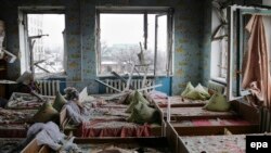 Зруйнований дитячий садок у Дебальцеві, 22 січня 2015 року