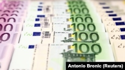 Diurnele magistraţilor sunt de 20 de ori mai mari decât cele ale medicilor