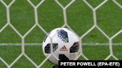 Adidas Telstar 18, офіційний м’яч чемпіонату світу в Росії