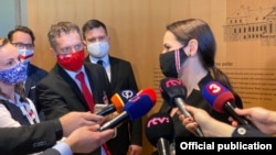 Таким чином у Тихановської прокоментували заяву Лукашенка про спробу військового перевороту, якому нібито запобігли спецслужби Росії та Білорусі