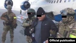 Задержание Дуйшона Торокулова. Фото: ГКНБ.