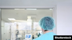 Întreruperea de sarcină se face oricând în 40 de spitale din 24 de județe, niciunul din București, arată raportul 