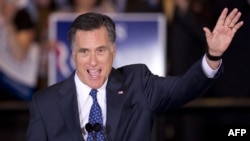 Mit Romni, pas fitores së arritur në Ilinois