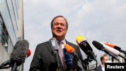 Armin Laschet berlini sajtótájékoztatója, 2021. április 19-én