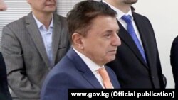 Генрих Балян Венгриянын Кыргызстандагы элчилигинин ачылышында. 2020-жылдын февраль айы.