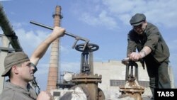 Долги за отопление возникают в областях, где у муниципалитетов всегда нет денег на ремонт котельных, труб и батарей