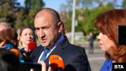 Президентът Румен Радев във вторник ще разпусне парламента и ще назначи служебно правителство