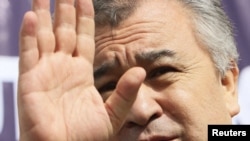 Өмүрбек Текебаев, "Ата Мекен" партиясынын төрагасы.