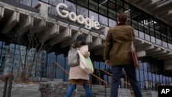 Gigantul Google ar putea fi obligat să renunțe la o parte din operațiuni, fiind acuzat că deține monopolul în domeniul reclamelor pe internet