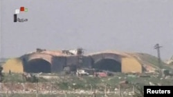 تصاویر تلویزیون دولتی سوریه از پایگاه هوایی شعيرات در استان حمص