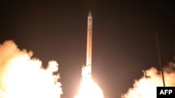 موشک شاویط، عکس تزئینی است