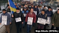 Protest radnika: Iz Živinica pješke do Sarajeva 