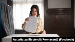 Unsprezece candidați sunt în cursa pentru funcția de președinte al României la alegerile din 4 mai 2025. Imagine cu caracter ilustrativ