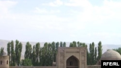 Мадрасаи Ҳисор (асри 18)