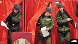 Беларус калкынын 7 миллион кишиси добуш берүү укугуна ээ.