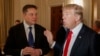 Miliardarul Elon Musk (stânga) a fost desemnat de președintele Donald Trump să restrângă cheltuielile guvernului federal. 