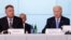 Președintele român Klaus Iohannis, alături de liderul american Joe Biden, în timpul unei reuniuni B9 care a avut loc la Varșovia, în februarie 2023.