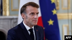 رئیس‌جمهور فرانسه می‌گوید آخرین اخباری که از ایرانی‌ها داریم نشان می‌دهد که جدی نیستند