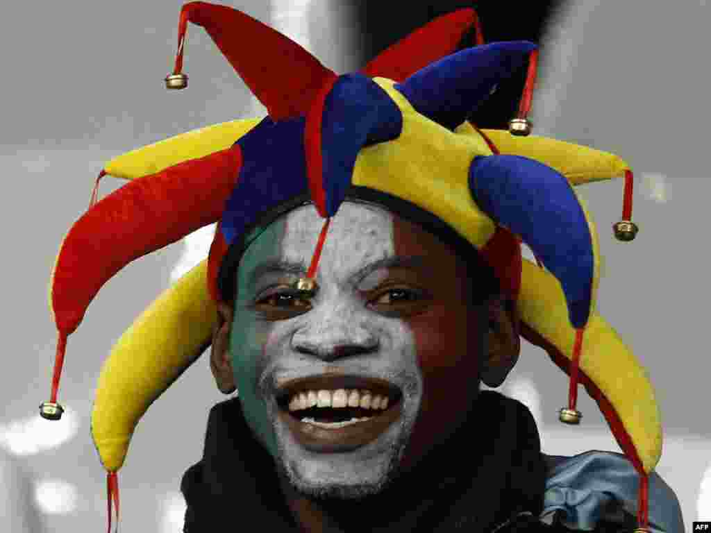 Dobro raspoloženi navijači Foto: REUTERS / Stefano Rellandini 