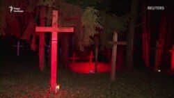 Акція пам'яті «Ніч розстріляних поетів» пройшла в Куропатах під Мінськом – відео