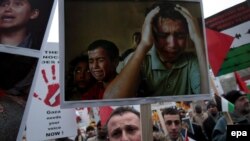 Израилдин Палестинага каршы жүргүзгөн согушун айыптаган каршылык жыйыны. Польша, 10-январь.2009-ж. 