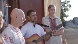 Як російськомовні переходять на українську?