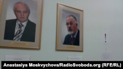 В приміщенні Міністерства освіти, Київ, 24 лютого 2014 року