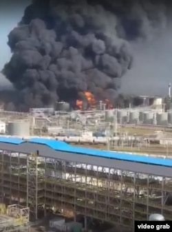 Новошахтинський НПЗ в Росії горів п’ять діб після ударів українських дронів у серпні 2025 року