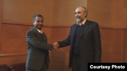 دیدار اردشیر امیرارجمند با احمد شهید