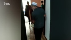 Милянфанда вирус менен күрөшкөн жаштар