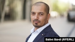 Báthory Róbert, a Szabad Európa magyar szolgálatának vezető tudósítója 